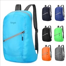 Foldable ultra-thin backpack