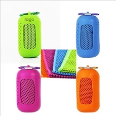 Quick dry cooling towel